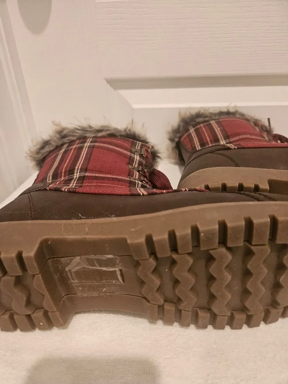 JustFab Burgundy & Brown Faux-Fur Trim Winter Lace-Up Boots